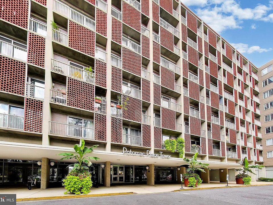 1st image of 800 4th St SW APT S809