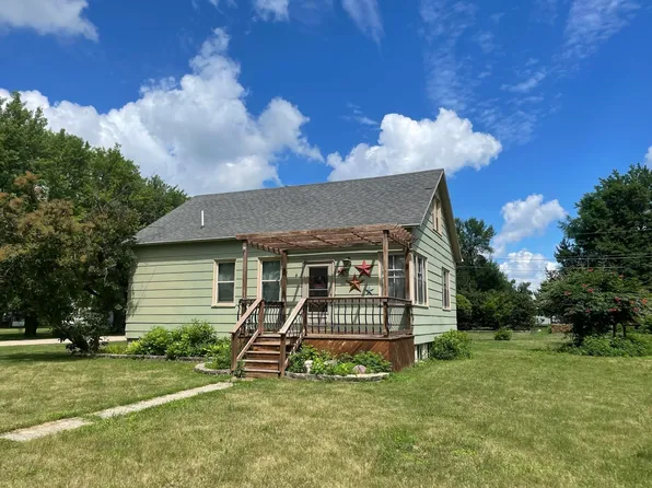 320 Proper St N, Harris, IA 51345