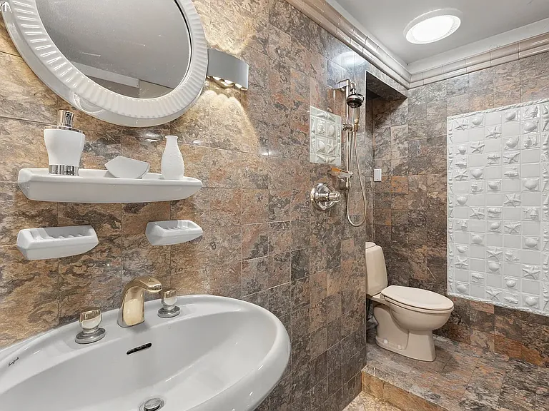 3701 SW Condor Ave #K1 — Photo 4