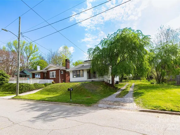 75 Mitchell Ave, Asheville, NC 28806
