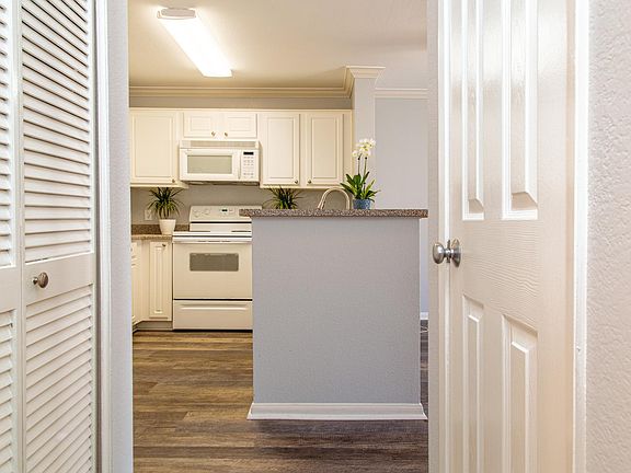 2nd image of 8889 Caminito Plaza Centro Unit 7329