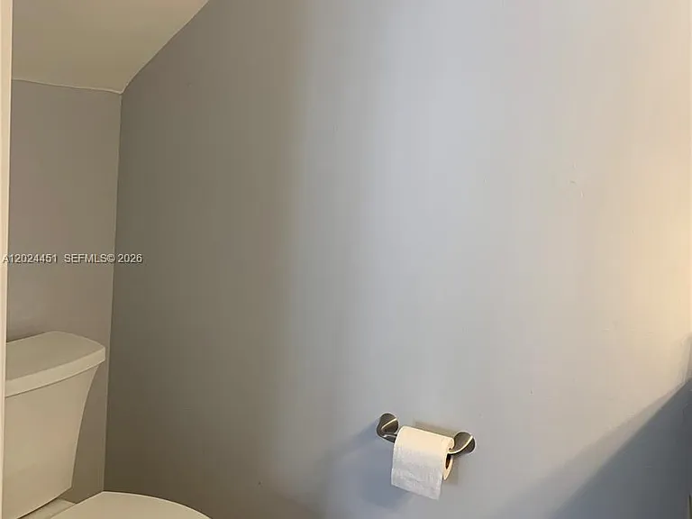 143 Riviera Cir #143 — Photo 11