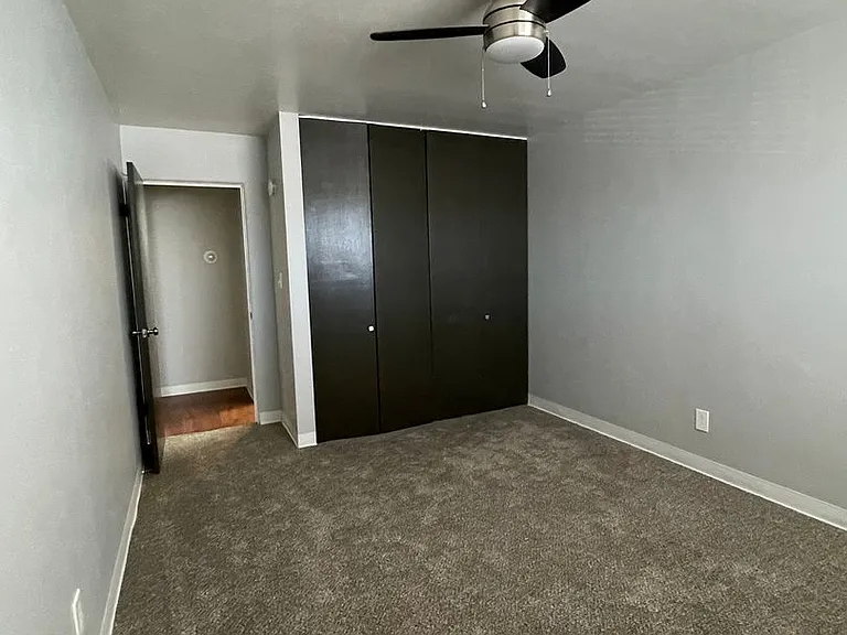 Harvin Apartments — Photo 33