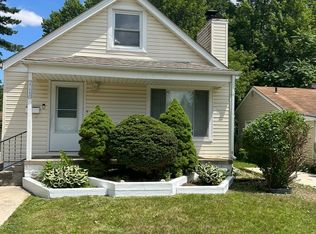 27440 Townley St, Madison Heights, MI 48071