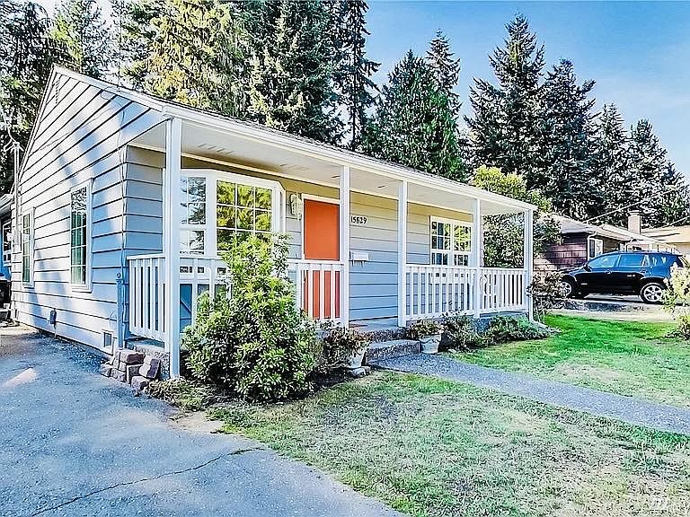 1st image of 15829 28th Ave NE