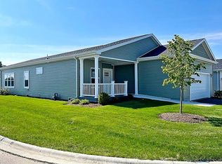 171 Hialeah Ln, Grayslake, IL