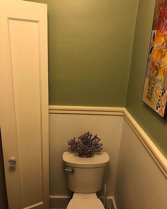 Powder room