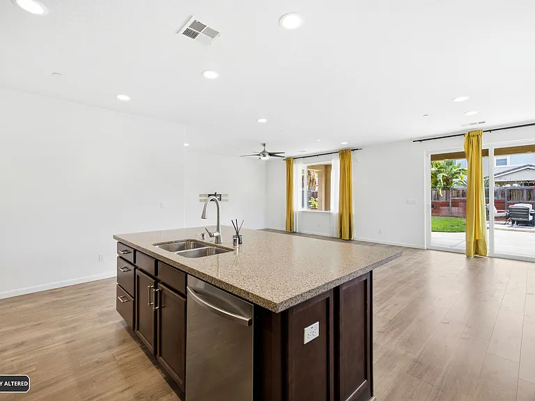 8600 Arcos Way — Photo 16