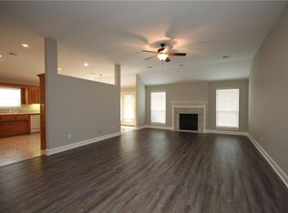 1403 Barberry Ln, Bentonville, AR 72712