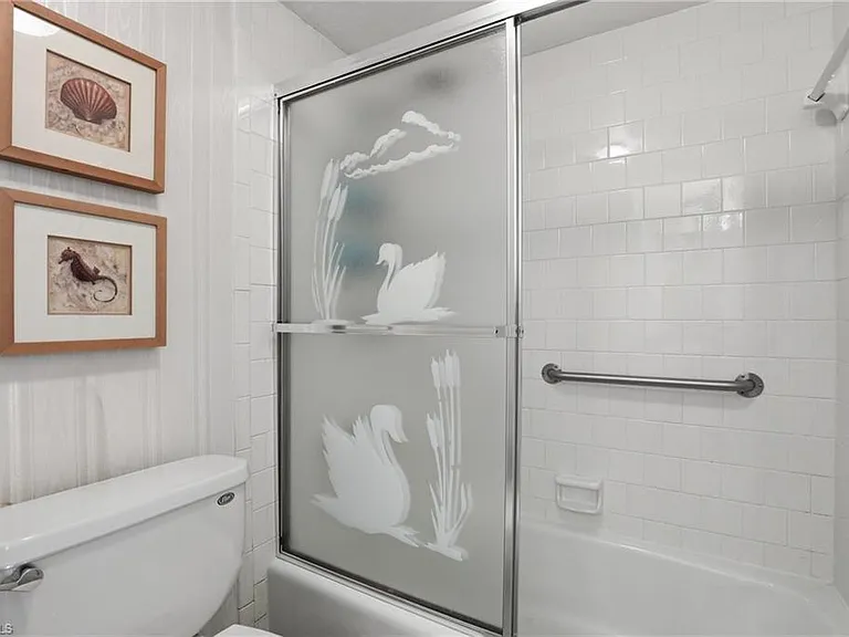1086 Forest Lakes Dr #106 — Photo 26