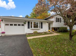 24337 Flamingo Ter, Gaithersburg, MD 20882