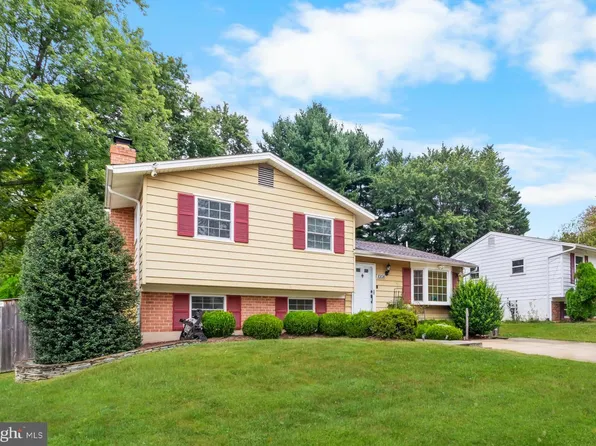 1008 Julian Pl, Rockville, MD 20852