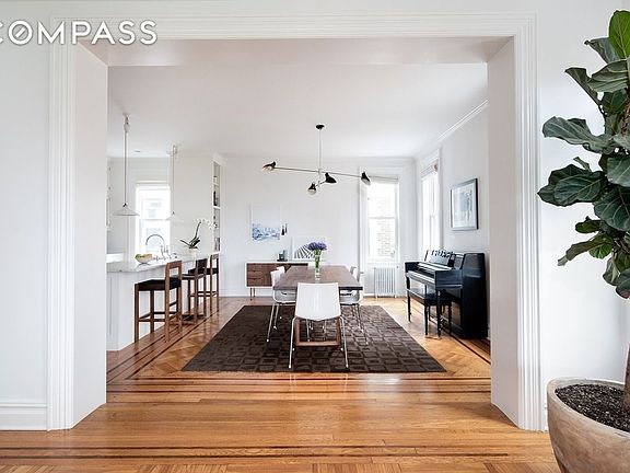 3rd image of 15 Clark St APT 6A