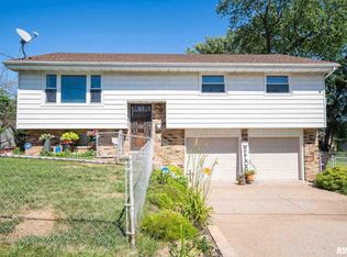 900 S Folkers Ave, Peoria, IL