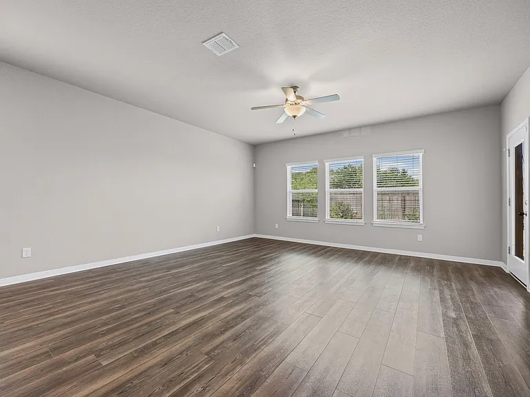 1649 Settlers Glen Dr — Photo 11