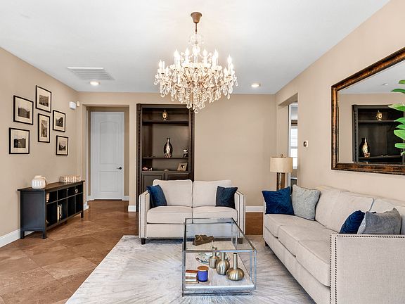 5th image of 4697 Rimini Ct