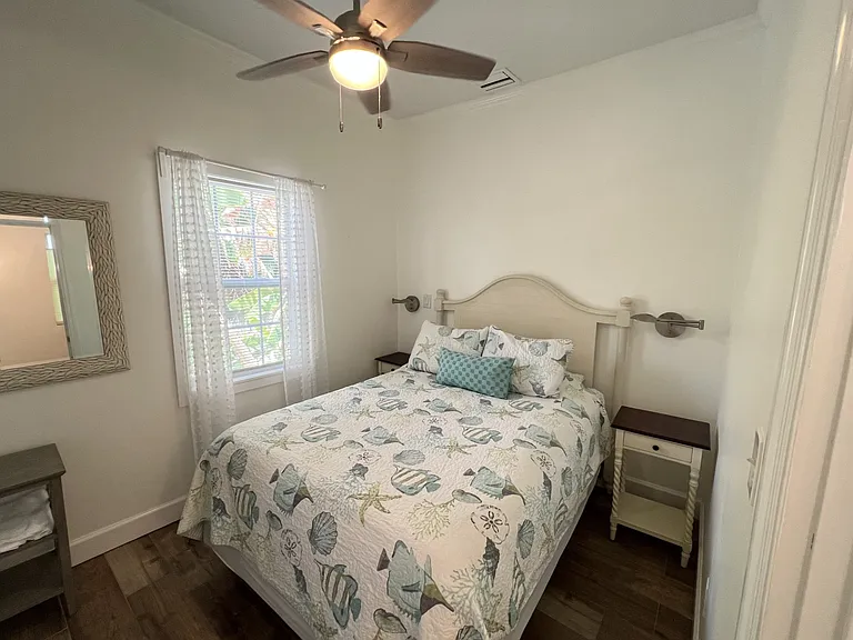 413 Virginia St — Photo 8