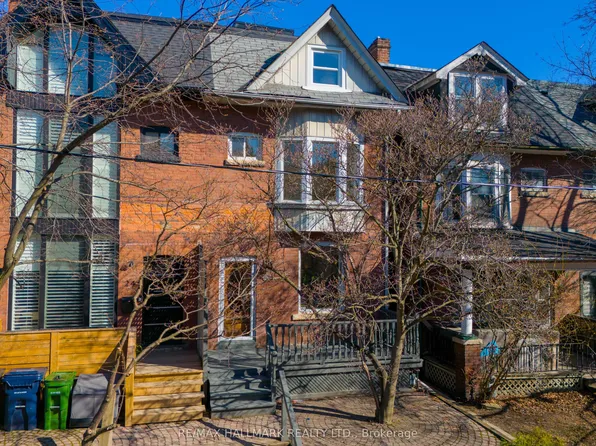 26 Sparkhall Ave, Toronto, ON M4K 1G5