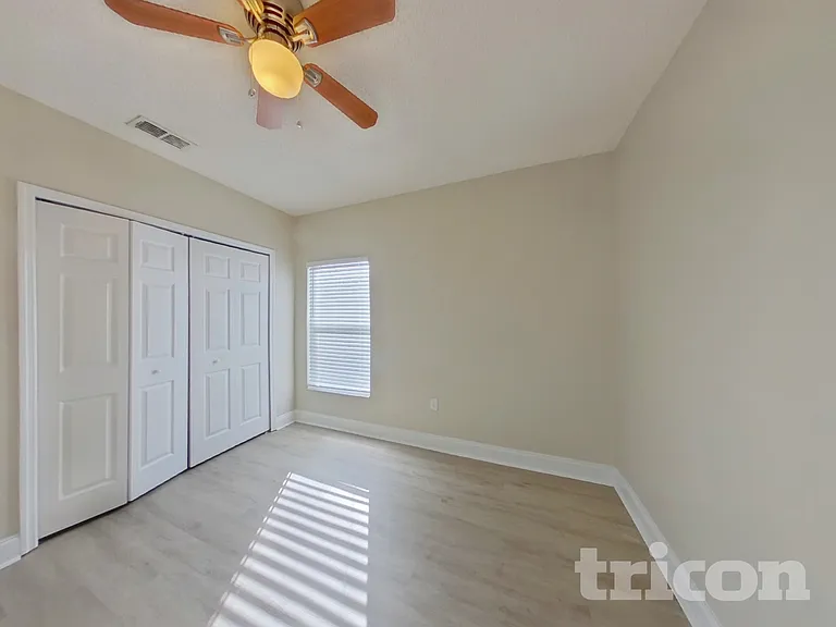 1141 Doncaster Ct — Photo 13