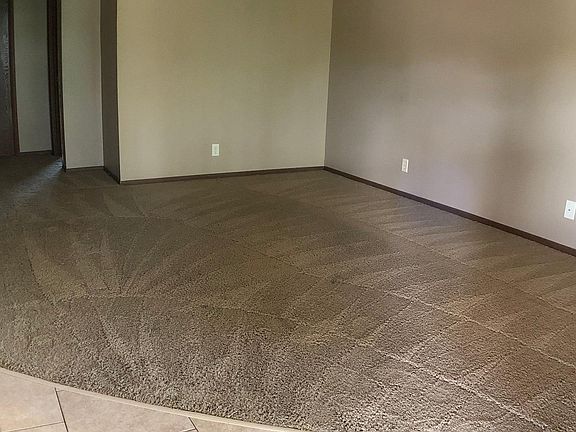 4th image of 1830 Knox St #12