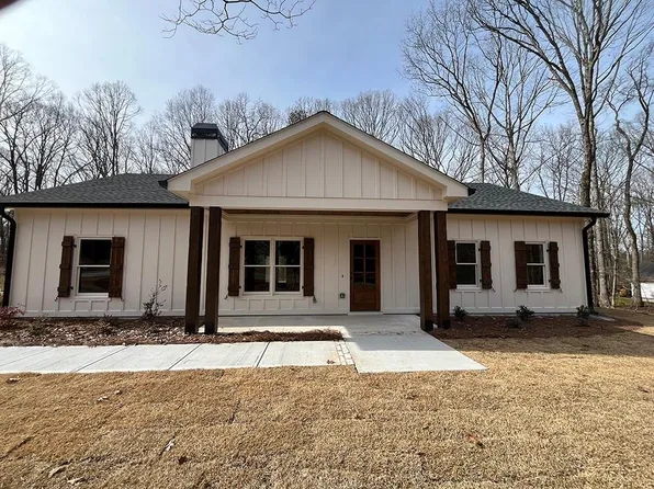 120 Peachtree Dr, White, GA 30184