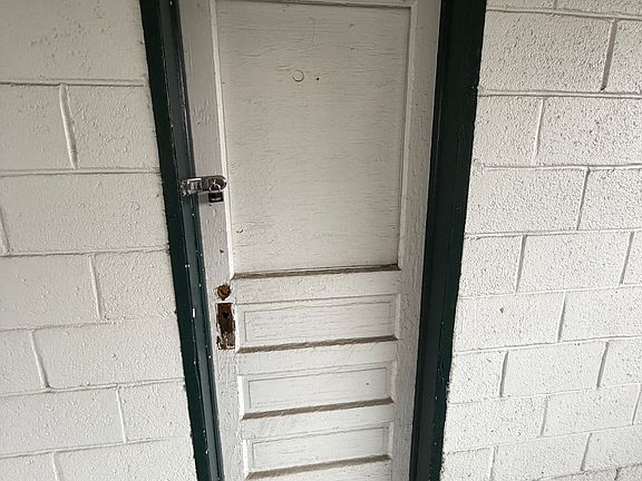 4th image of 2 Miner St
