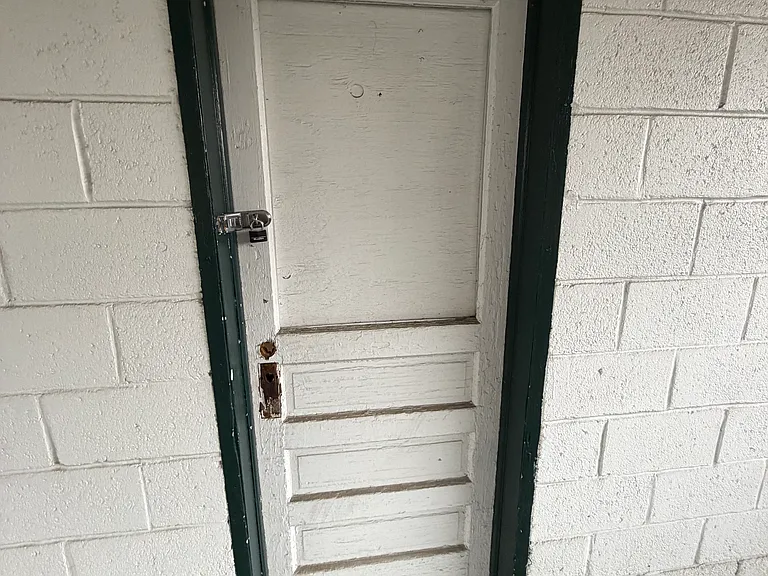 2 Miner St — Photo 4