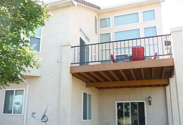 1st image of 4433 Turnberry Cres