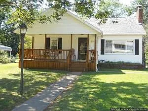 2731 Eastern Ave photo 1
