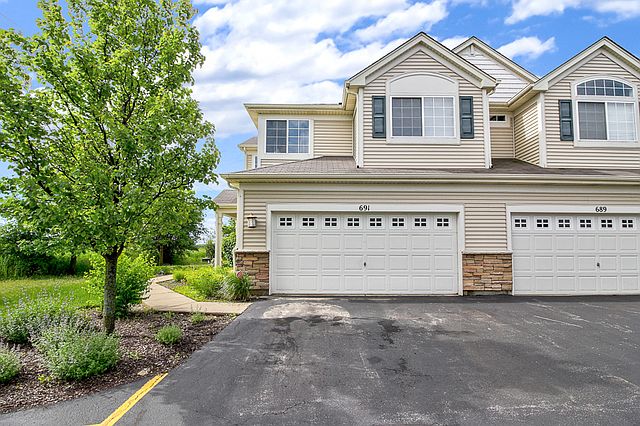 1st image of 691 S Jade Ln