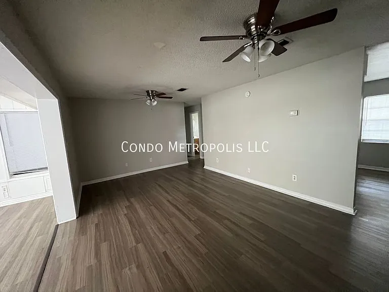 7924 Sun Vista Way — Photo 18