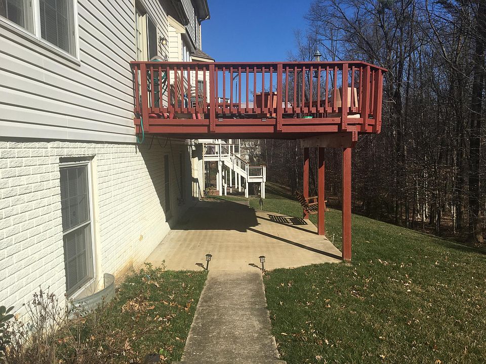 2nd image of 6081 Deer Ridge Trl #Basement