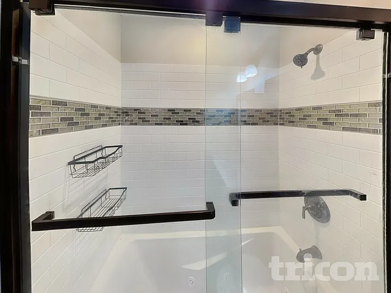 13734 Glenhurst Ln — Photo 19