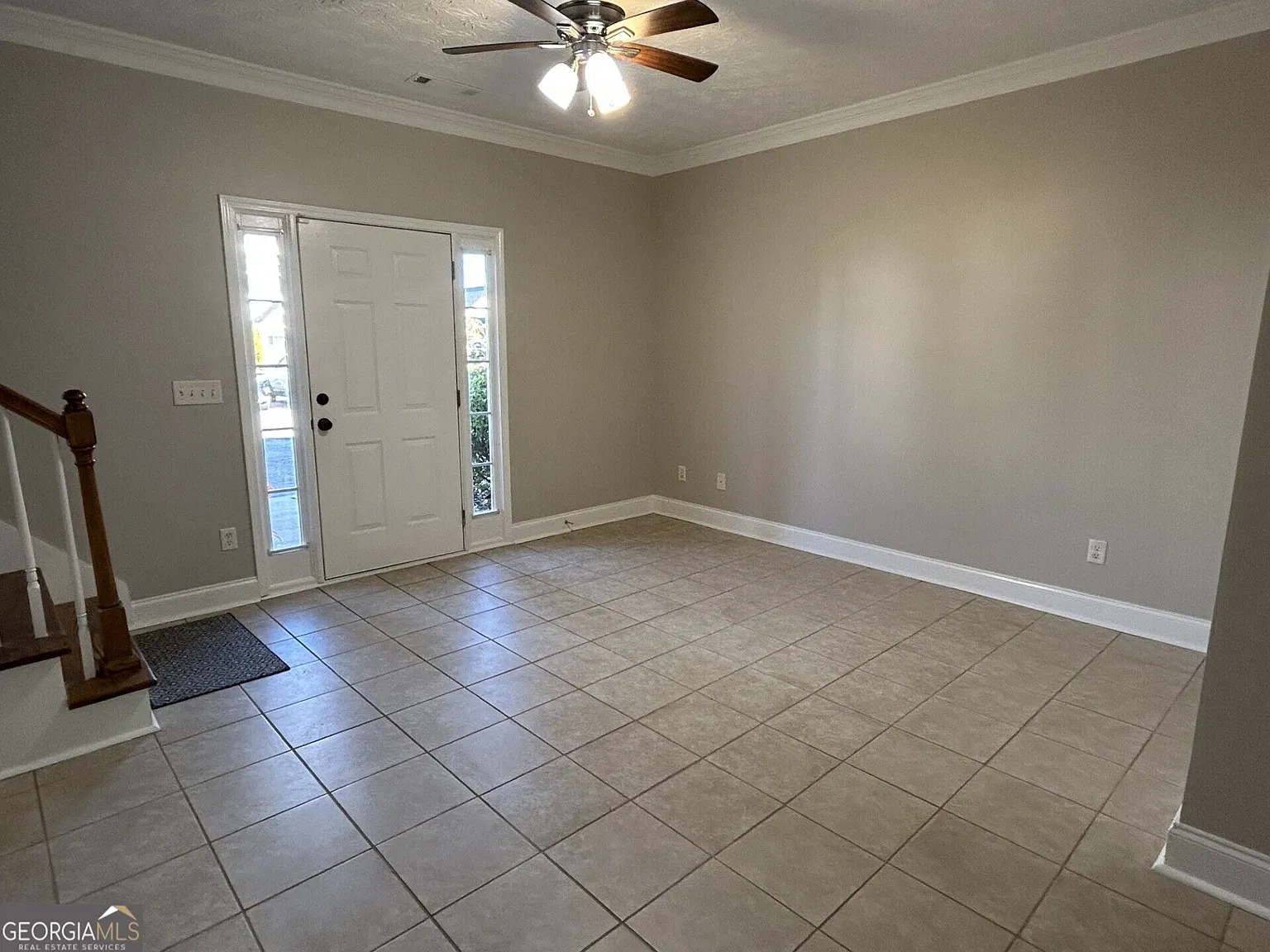 2 bed, 2.5 bath, 1450 sqft, $1,595 — Photo 2