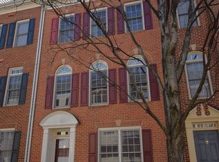 1615 Leeds Castle Dr, Vienna, VA 22182