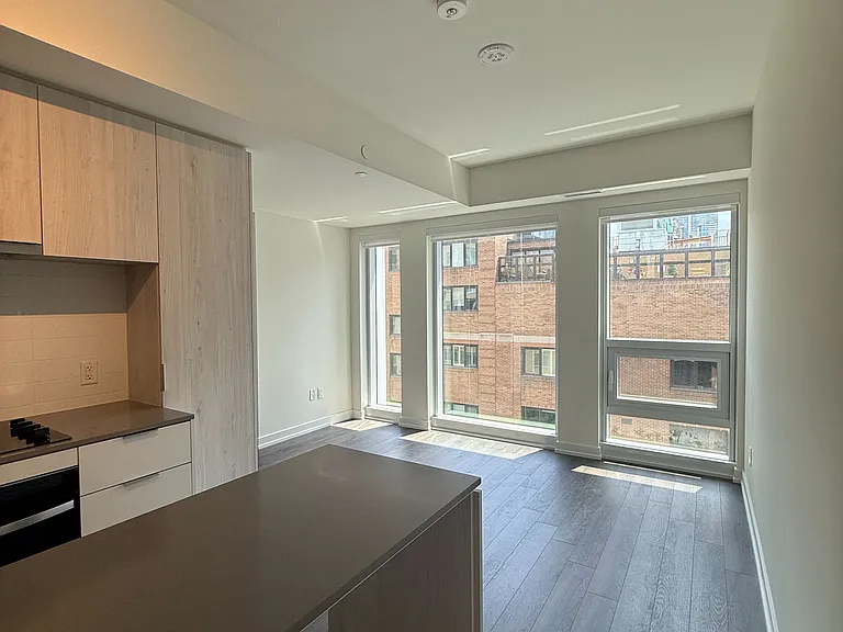 89 Church St #608 — Photo 4
