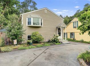 124 Abbott Ave, Warwick, RI 02886