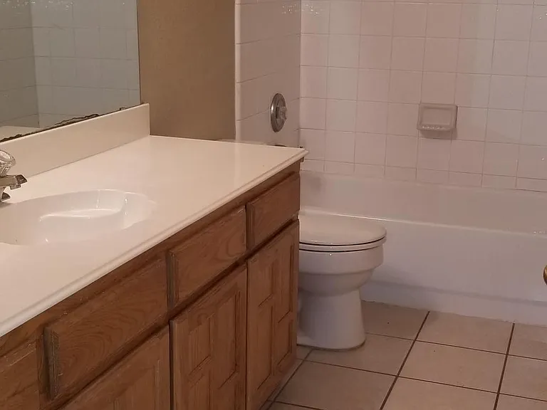 2333 Elkridge Dr — Photo 10