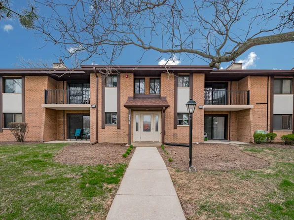 8101 Piers Dr APT 1806, Woodridge, IL 60517