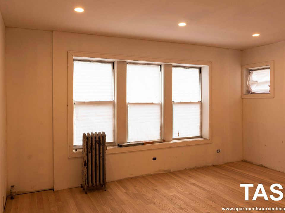 1st image of 1919 W Winona St #2