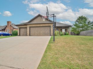 15921 Big Cypress Dr, Edmond, OK 73013