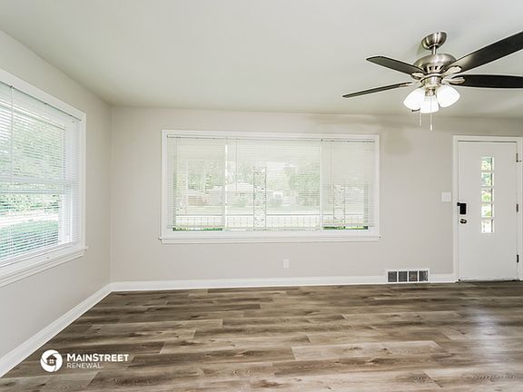 5th image of 4910 Hillview Dr