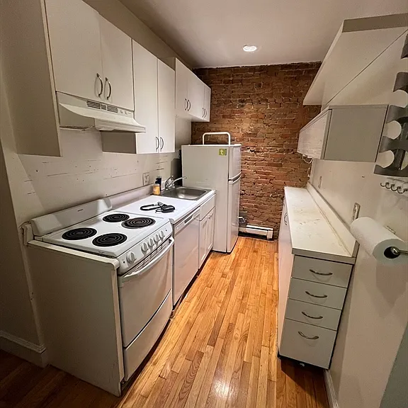 74 E Brookline St #2 — Photo 4