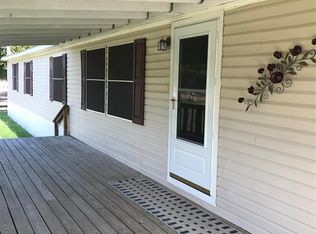 6395 Robin Ln, Sealy, TX 77474