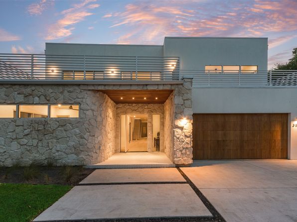 Home for Sale in Dallas TX