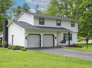 445 Lorraine Dr, Pickerington, OH 43147