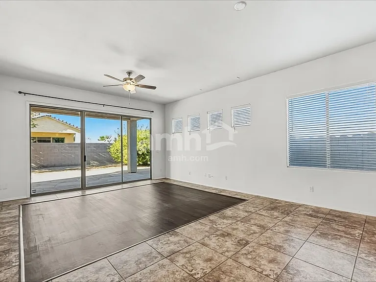 3587 W Morgan Ln — Photo 6