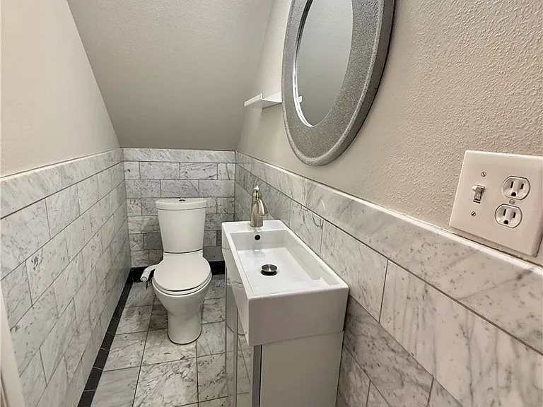 722 Nectarine Ct #0 — Photo 21