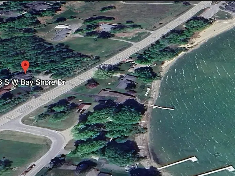 5816 S Bay Shore Dr — Photo 29