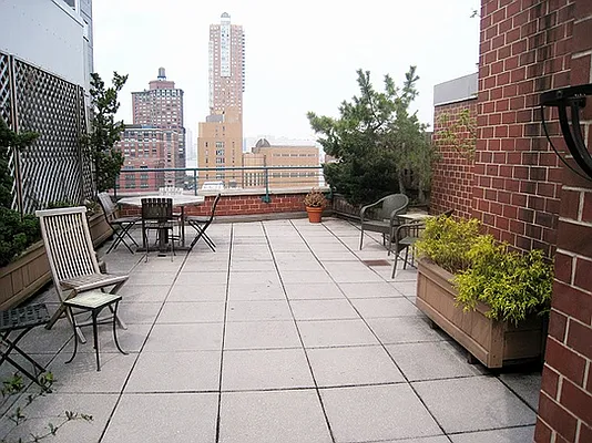 Rented by Stribling | media 38